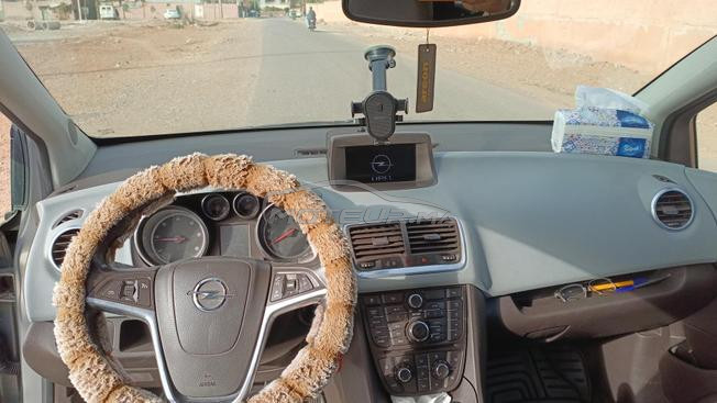 سيارة اوبيل ممتازة
