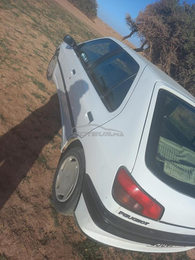 voiture tres Bon etat 