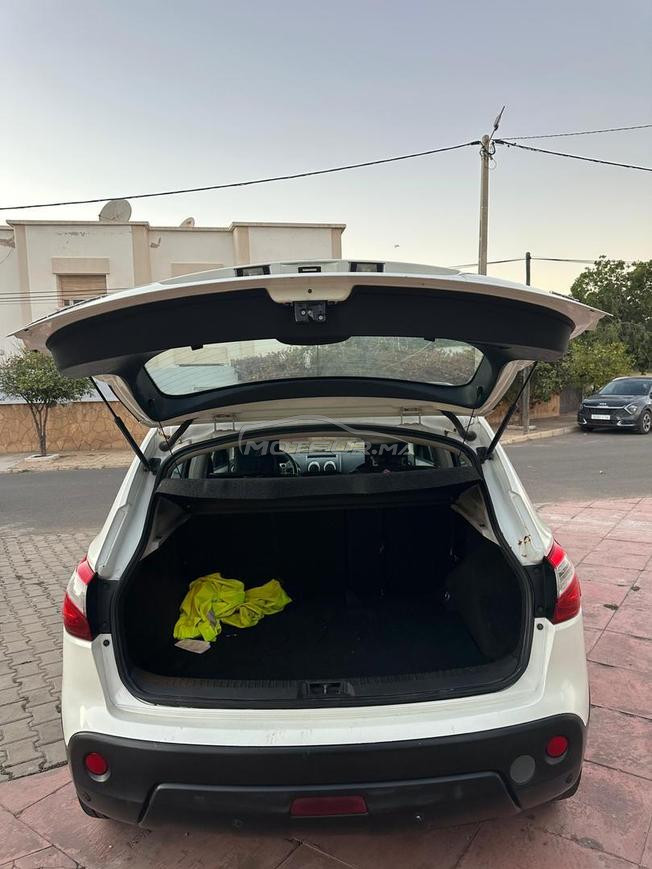 nissan qashqai 2012