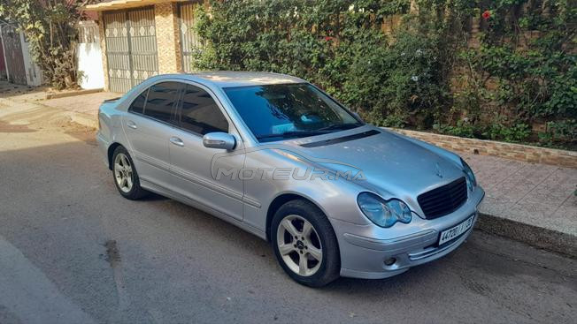Mercedes-Benz 220 Diesel Manuelle 2006 à Deroua