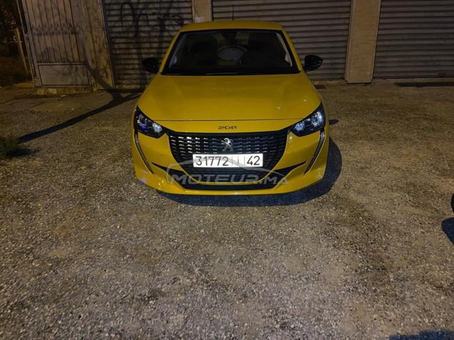 Peugeot208