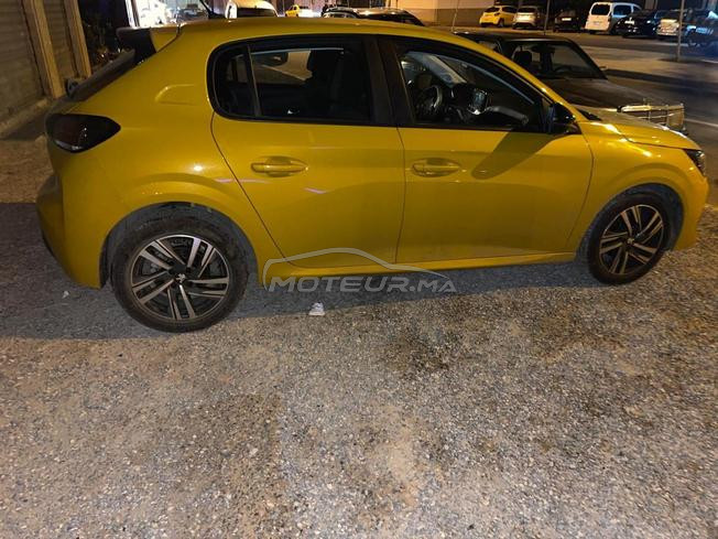 Peugeot208