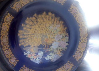 طَبْسِيل طَاوُس حُرّ قَدِيم فِي حَالَة جَيِّدَة جِدًّا