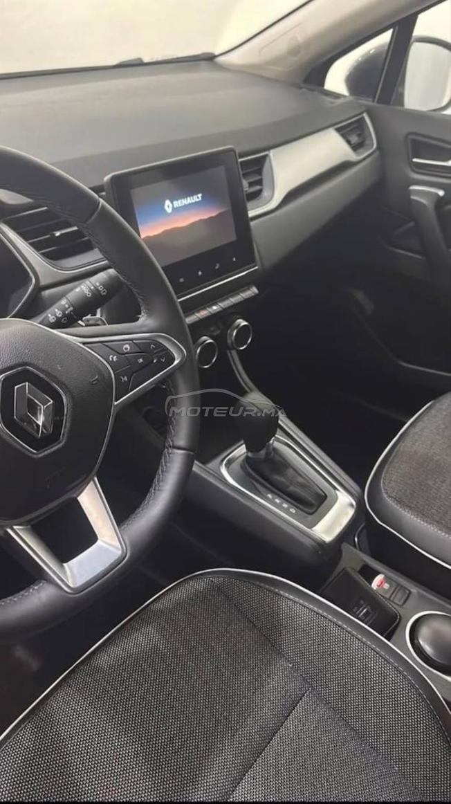 Renault Captur Essence Automatique 2022 à Salé