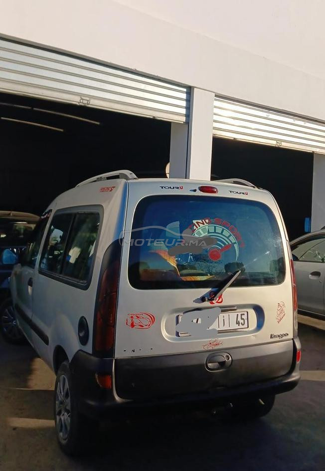 Renault Kangoo d65 *موديل99- ديوانة 2010  à Tanger