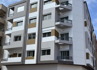 Vend Appartement neuf très bonne situation à Salé