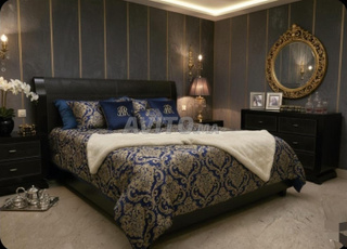 Lit de luxe royal en bois massif