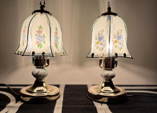 مصباح ديكور أنيق على الطراز الكلاسيكي