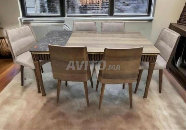 Table Salle à Manger - 2