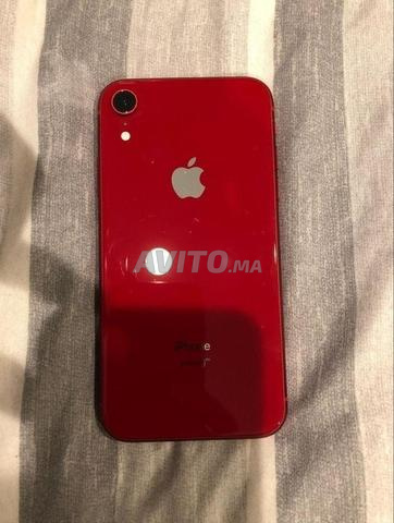 IPhone SE 64GB Rouge