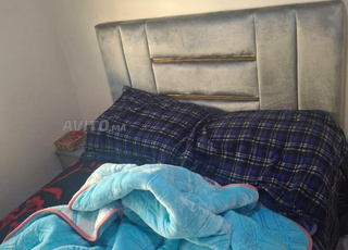 Chambre de nuit complète à vendre