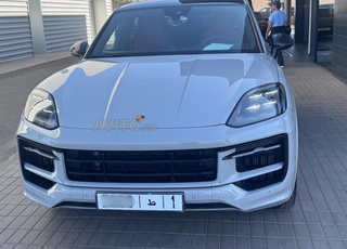 Porsche Cayenne E-Hybrid Coupé 2024 Première main