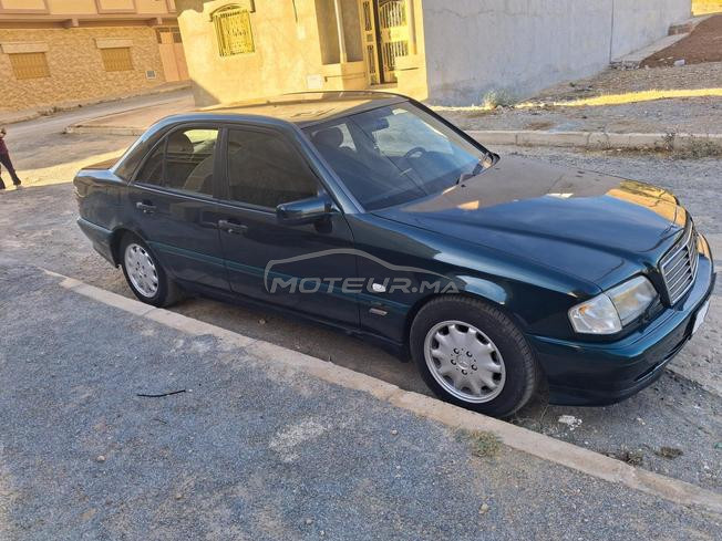 Mercedes-Benz C220 CDI Diesel1999 à Nador