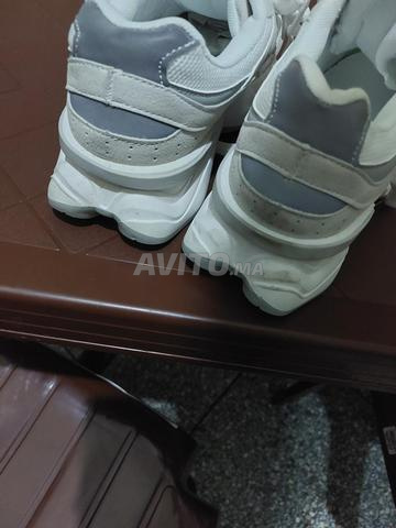 حذاء رياضي مريح جيد