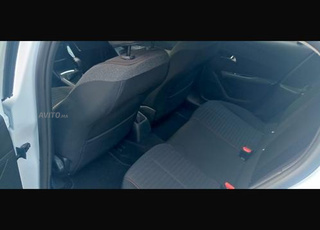 Peugeot 208 Diesel Manuelle 2022 à Casablanca