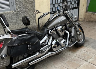 HONDA VTX 1300 2010 CRUISER
