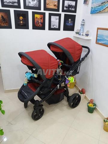 عربة أطفال للتوائم أصلية بحالة جيدة جدا