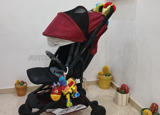 عربة أطفال حقيبة أصلية كالجديدة
