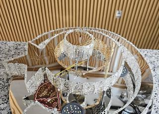 ٨. ثريا إنوكس بإضاءة ذكية