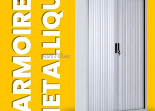 les armoires hautes à portes rideaux