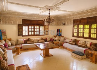 Villa en Angle au quartier Najah R1 (R2 au toit)