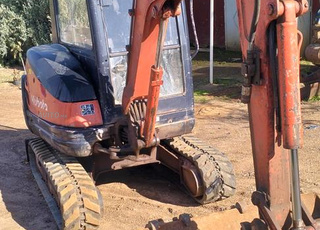 Mini pelle Kubota KX71.3a sur chenilles 2850Kg