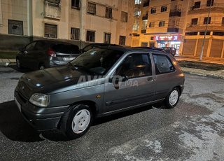 Renault Clio essence