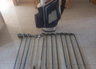 Vend matériel de golf