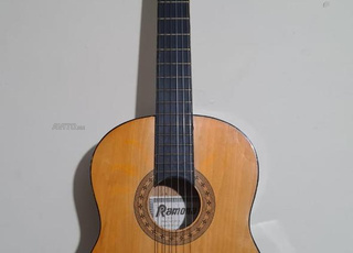 غيتار كلاسيكي