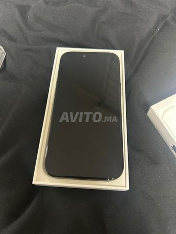 À vendre. iphone (17)Air. Noir. 256Gb - 2