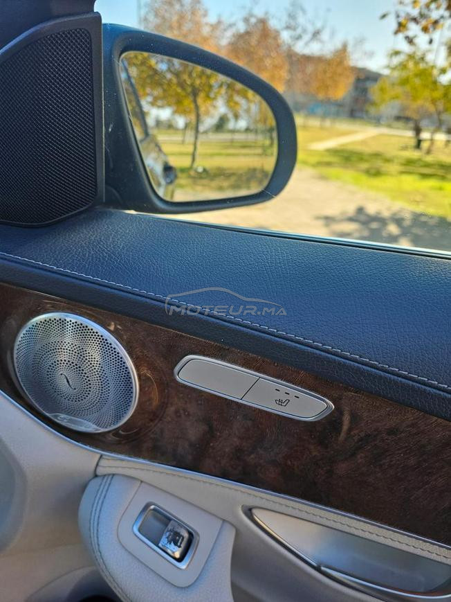 Mercedes classe C version spéciale excellent état 