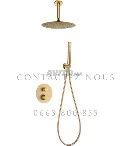 دوش ترموستاتي مدمج ذهبي مصقول