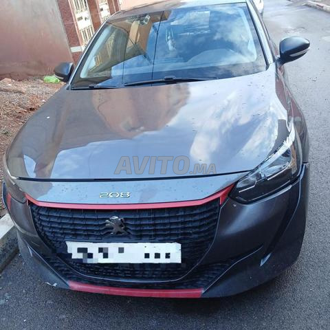 Peugeot 2008 ديزل يدوي 2022 في طنجة - 2