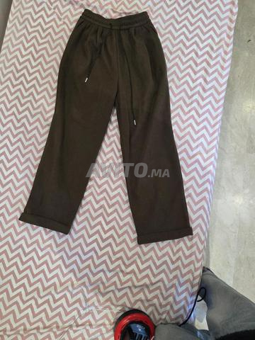 بنطلون بني