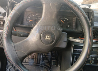 Renault 9 Manuelle Essence