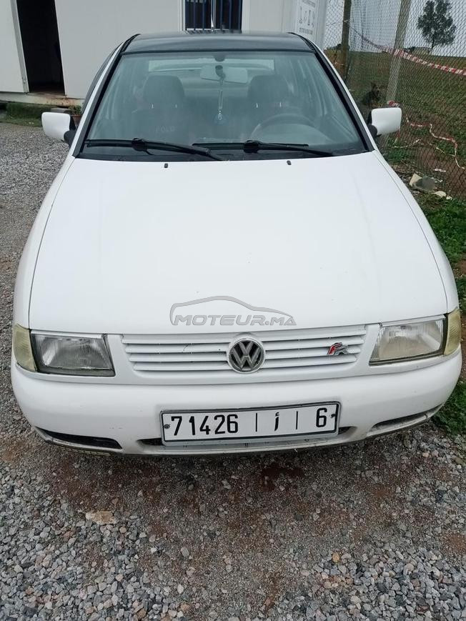 Volkswagen Polo Essence Manuelle 1997 à Oued Laou