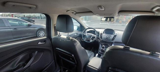 ford kuga titanuim 