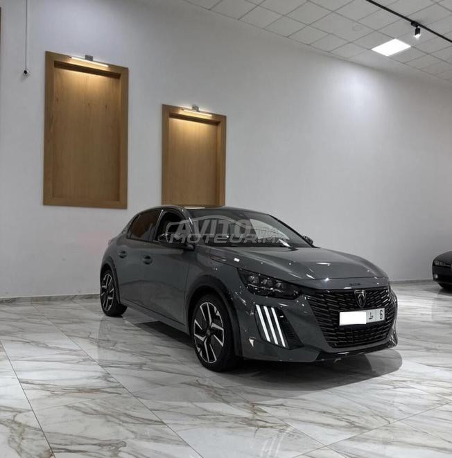 Peugeot 208 Diesel Manuelle 2024 à Fès