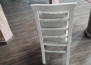 Chaises en bon état à vendre