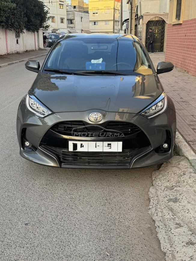 Toyota Yaris Essence Manuelle 2023 à Temara