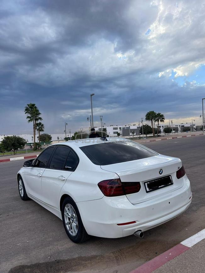 BMW Série 3 Diesel Automatique 2015 à Agadir