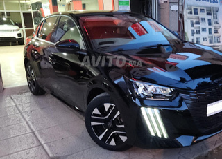 PEUGEOT 208 ALLURE 1ER ✋️