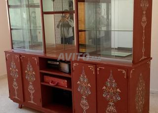 طاولة أو بلاكار