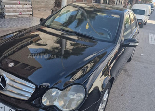 Mercedes essence 180