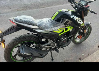 دراجة نارية بيكان RVX