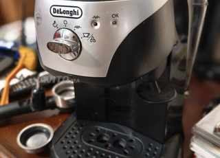Machine à café delonghi