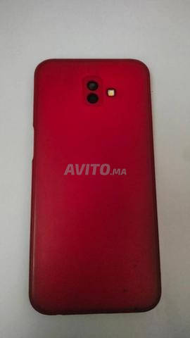 هاتف Samsung Galaxy j6 في حالة ممتازة بدون أي خدش