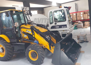 Tractopelle JCB 3CX Plus Neuf Disponible