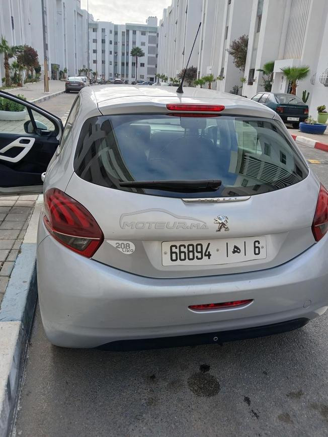 Peugeot 208 excellent 