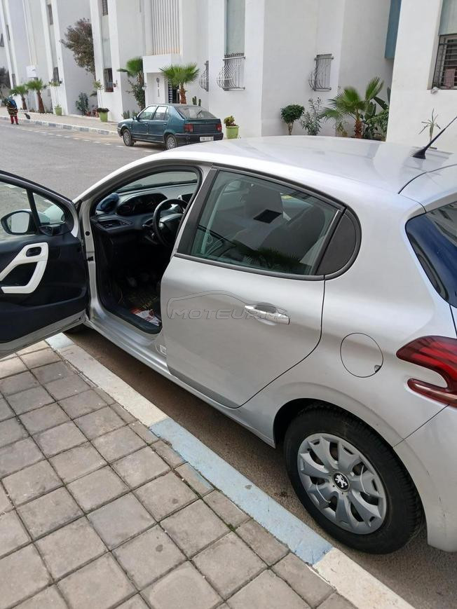 Peugeot 208 excellent 